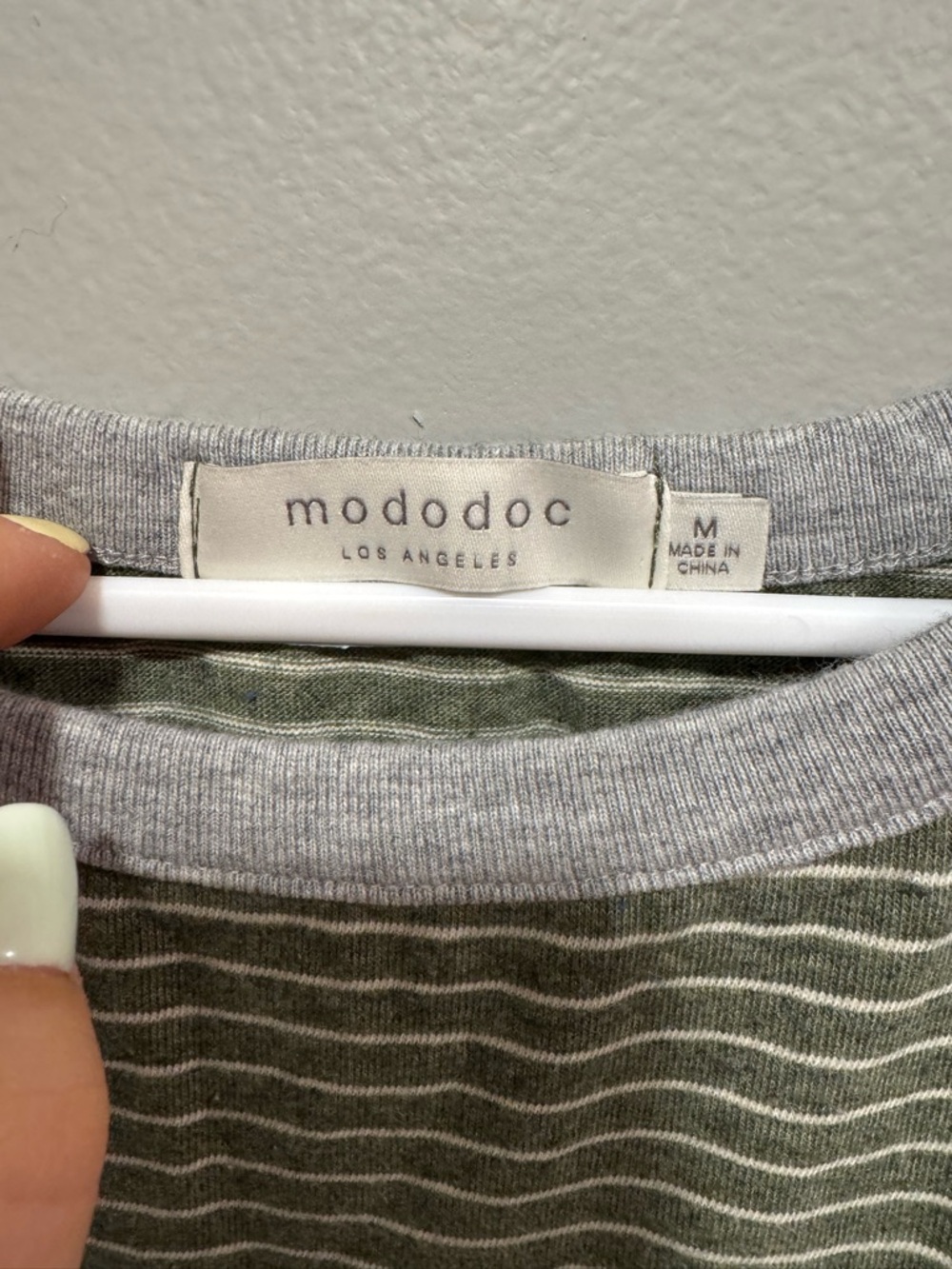 Mododoc 3/4 Length Sleeve Striped Top Size Medium - Picture 2 of 4